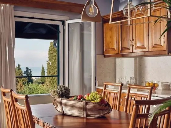 Luxury Villa, Deniz Manzaralı (Heated Pool & Spa)