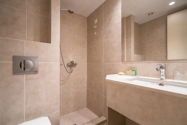 Superior Tek Büyük veya İki Ayrı Yataklı Oda, Balkon