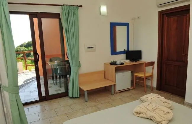 Standard Tek Büyük veya İki Ayrı Yataklı Oda