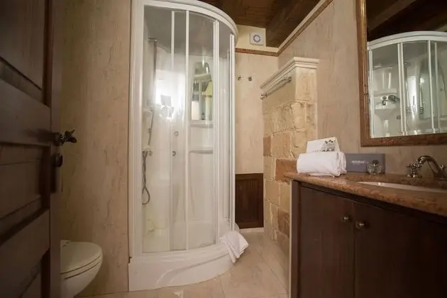 Comfort Tek Büyük veya İki Ayrı Yataklı Oda, Özel Banyo, Şehir Manzaralı