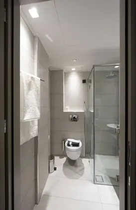 Üç Kişilik Oda