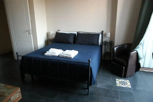 Deluxe Tek Büyük Yataklı Oda, Balkon, Kısmi Deniz Manzaralı (Nespolo)