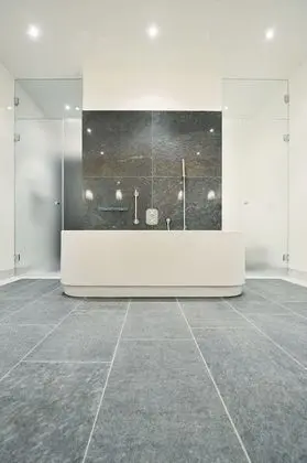 Luxury Two Bed Room Master Suite