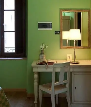 Classic Tek Büyük Yataklı Oda