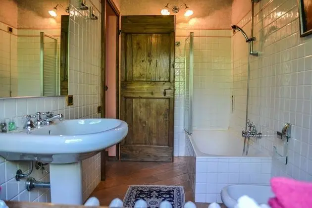 Classic Tek Büyük Yataklı Oda (Rossa)