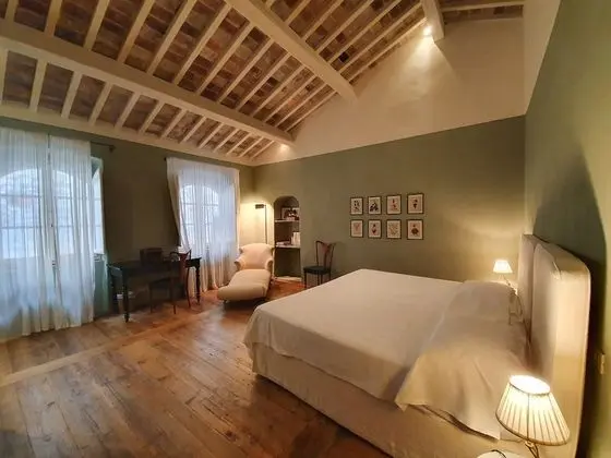 Superior Tek Büyük veya İki Ayrı Yataklı Oda