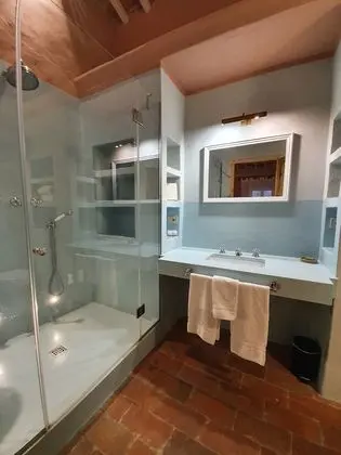 Superior Tek Büyük veya İki Ayrı Yataklı Oda