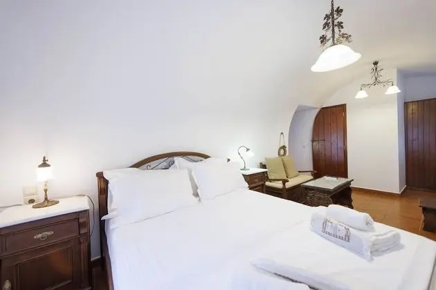 Deluxe Tek Büyük Yataklı Oda, Şömine