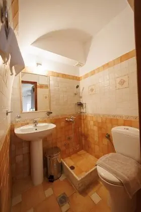 Deluxe Tek Büyük Yataklı Oda, Şömine
