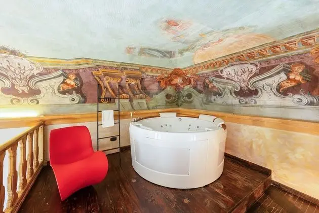 Royal Süit (up to 4 people)
