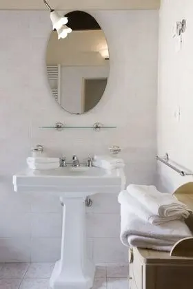 Superior Tek Büyük Yataklı Oda