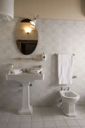 Superior Tek Büyük Yataklı Oda