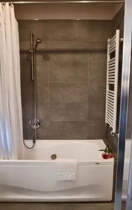 Comfort Tek Büyük veya İki Ayrı Yataklı Oda, Sıcak Su Küveti (SPA Access)