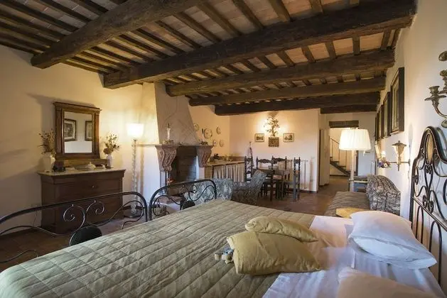 Tek Büyük veya İki Ayrı Yataklı Oda (Caciaia)