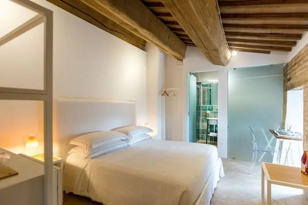 Deluxe Tek Büyük Yataklı Oda (Chimera)