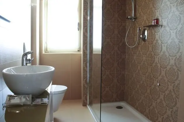 Junior Üç Kişilik Oda