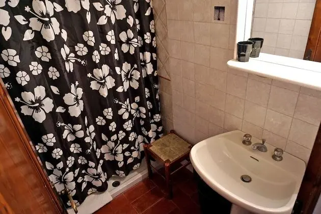 Apart Daire, Havuz Manzaralı