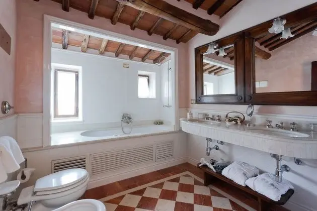 Suite Jacuzzi Garden
