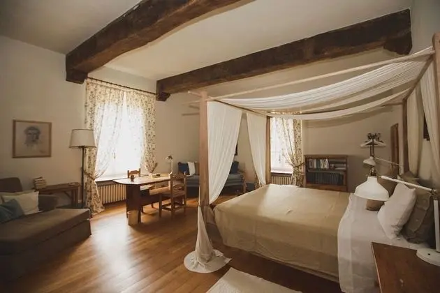 Üç Kişilik Oda (private external bathroom - Beatrice)