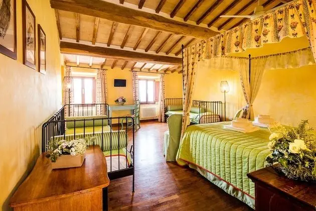 Superior Tek Büyük veya İki Ayrı Yataklı Oda