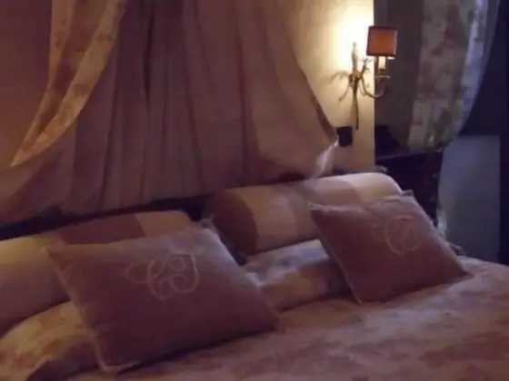 Classic Tek Büyük Yataklı Oda