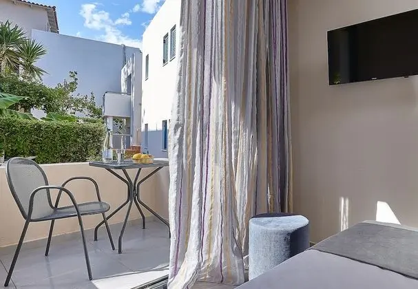 Deluxe Oda, Bahçe Manzaralı (or Land View)