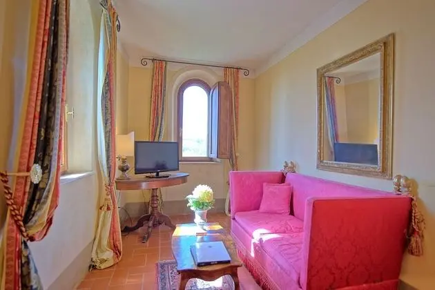 Panoramic Apart Daire, Birden Çok Yatak Odası (Castello Leopoldo)