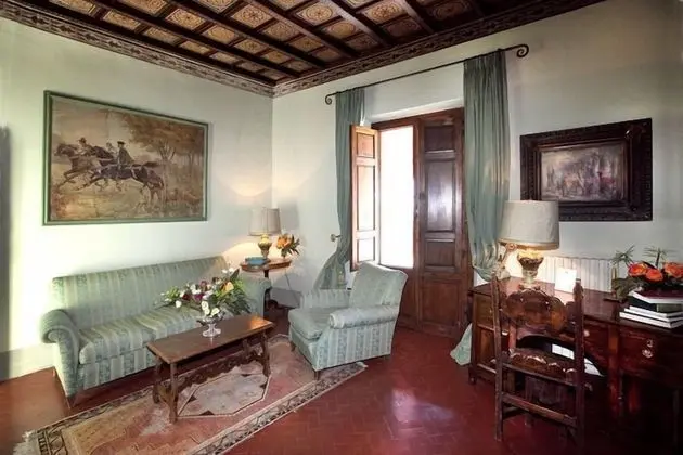 Panoramic Apart Daire, Birden Çok Yatak Odası (Castello Leopoldo)