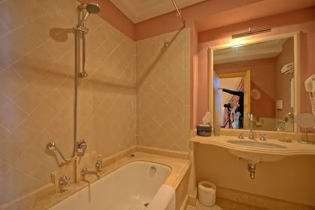 Panoramic Apart Daire, Birden Çok Yatak Odası (Castello Leopoldo)