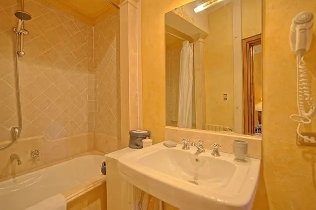 Panoramic Apart Daire, Birden Çok Yatak Odası (Castello Leopoldo)