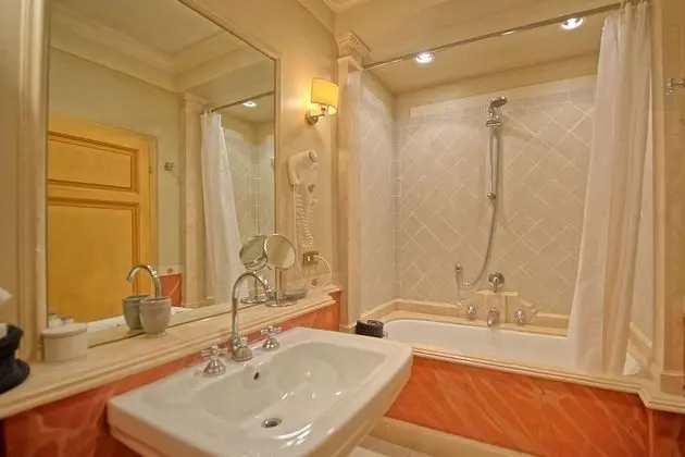 Panoramic Apart Daire, Birden Çok Yatak Odası (Castello Leopoldo)