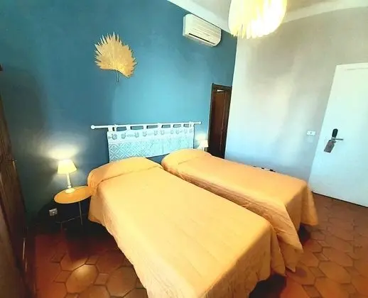 Tek Büyük Yataklı Oda