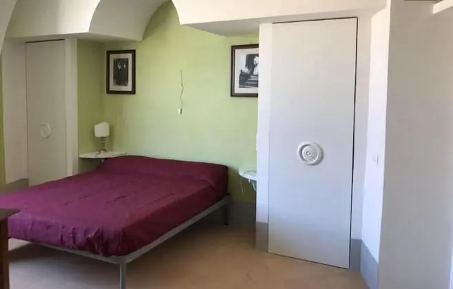 Comfort Tek Büyük Yataklı Oda