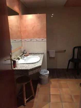 Üç Kişilik Oda, Engellilere Uygun