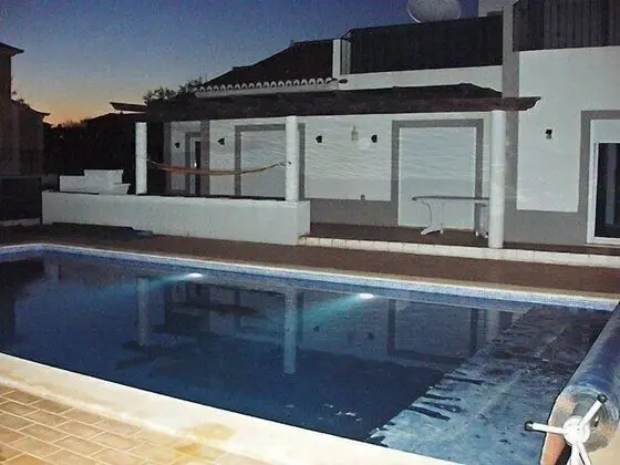 Villa, 4 Yatak Odası, Şömine