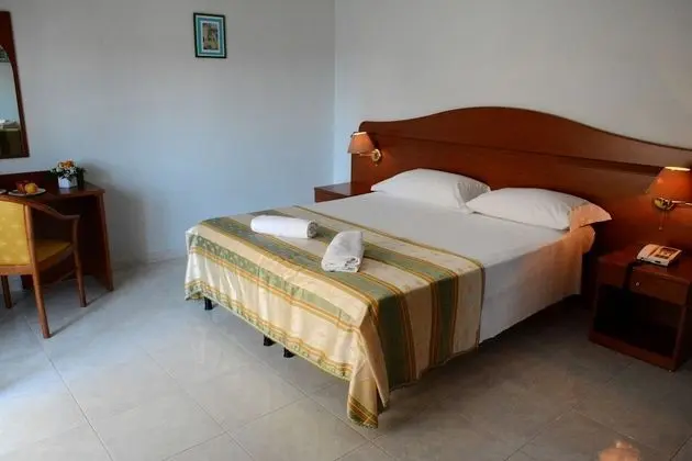 Superior Üç Kişilik Oda