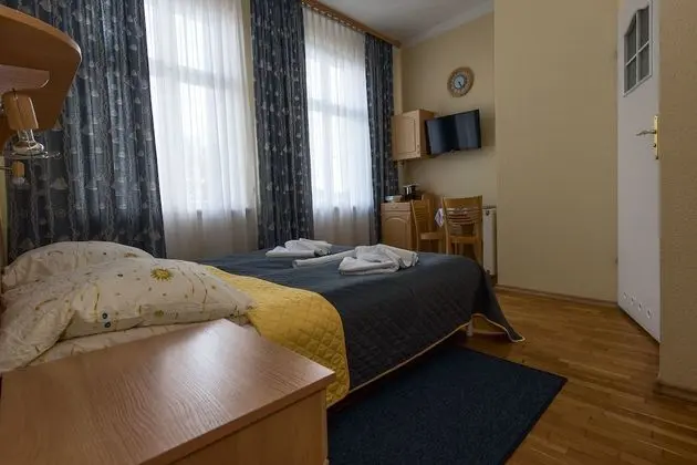 Standard Tek Büyük veya İki Ayrı Yataklı Oda