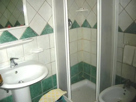 Standard Üç Kişilik Oda