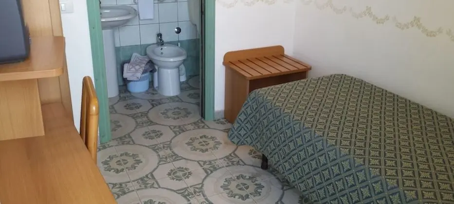 Tek Kişilik Oda