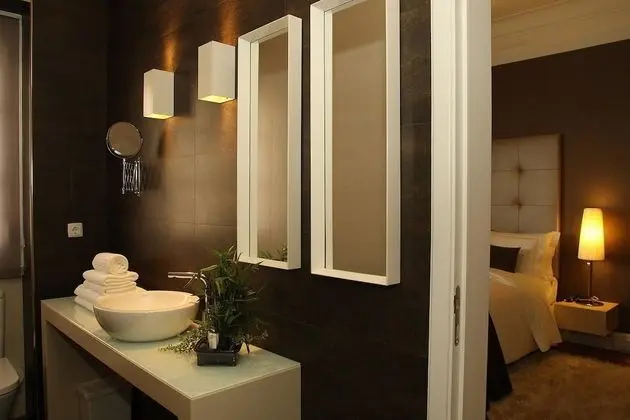 Standard Tek Büyük Yataklı Oda