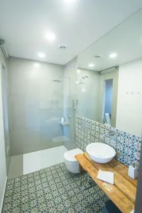 Deluxe Üç Kişilik Oda