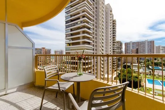 Superior İki Ayrı Yataklı Oda, Teras, Kısmi Deniz Manzaralı