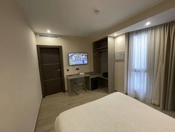 Tek Büyük Yataklı Oda