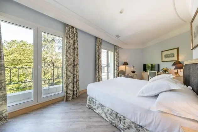 Junior Süit (with Living Room)