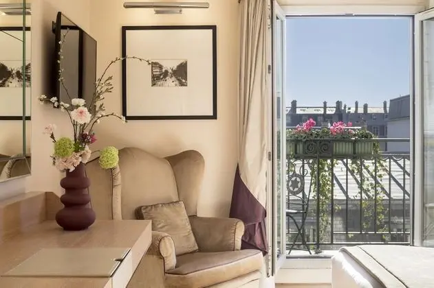 Deluxe Tek Büyük Yataklı Oda, Balkon