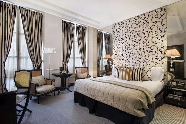 Deluxe Üç Kişilik Oda