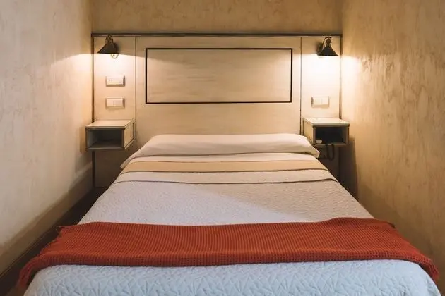 Tek Büyük veya İki Ayrı Yataklı Oda