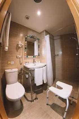 Tek Büyük veya İki Ayrı Yataklı Oda