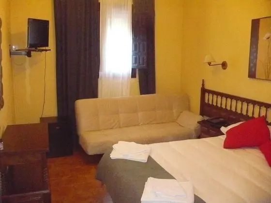 Tek Büyük veya İki Ayrı Yataklı Oda