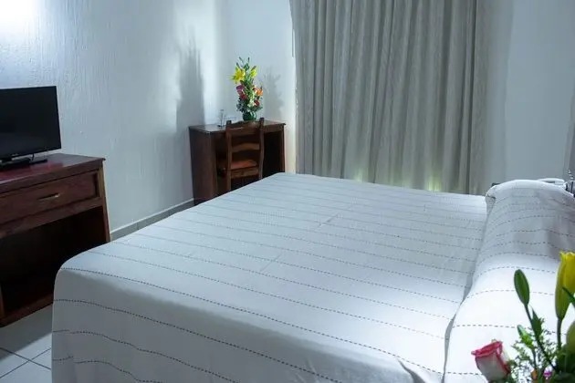 Standard Oda, 1 Büyük (Queen) Boy Yatak